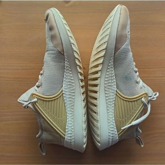 PUMA Women's Pacer Next Cage Sneaker size 10 - Picture 3 of 7